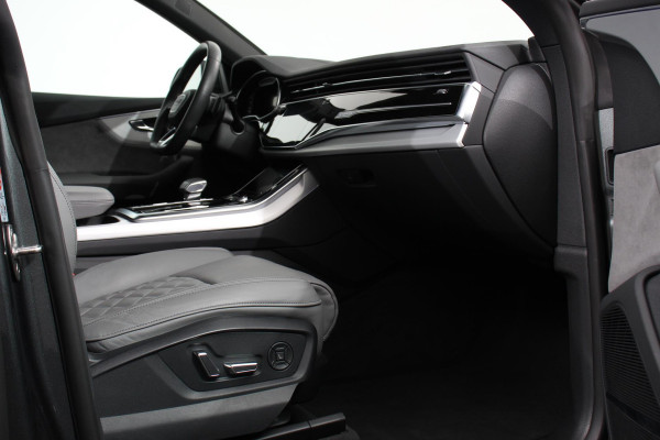 Audi Q8 55 TFSI e PHEV quattro Pro Line S-Line 3* S-Line Leder B&O Trekhaak Electrisch Luchtvering Led Dab Led Blackpack