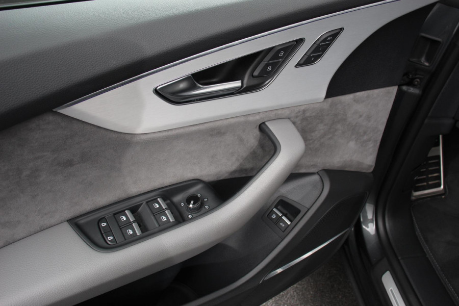 Audi Q8 55 TFSI e PHEV quattro Pro Line S-Line 3* S-Line Leder B&O Trekhaak Electrisch Luchtvering Led Dab Led Blackpack