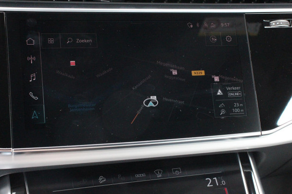 Audi Q8 55 TFSI e PHEV quattro Pro Line S-Line 3* S-Line Leder B&O Trekhaak Electrisch Luchtvering Led Dab Led Blackpack
