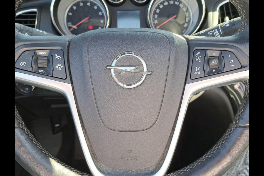 Opel Cascada 1.4 Turbo ecoFLEX Innovation | leder | navigatie | stoel- stuurverwarming | achteruitrijcamera | trekhaak