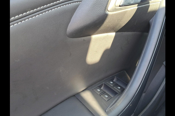 Opel Cascada 1.4 Turbo ecoFLEX Innovation | leder | navigatie | stoel- stuurverwarming | achteruitrijcamera | trekhaak
