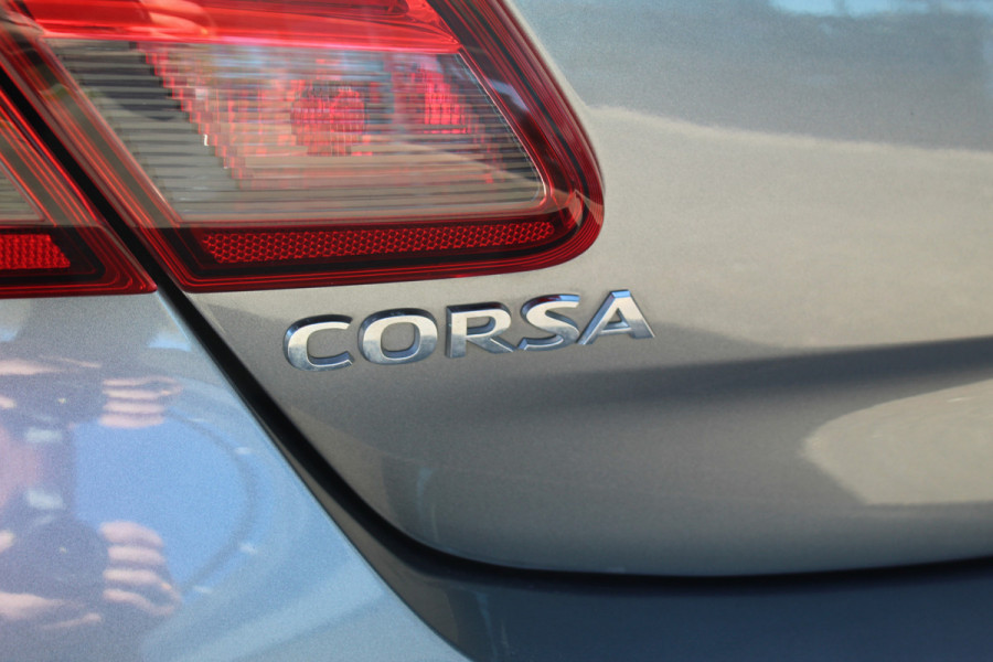 Opel Corsa 1.4 120 Jaar Edition , 5deurs , 90pk Airco , Cruise control , Bluetooth , LED dagrijverlichting Camera