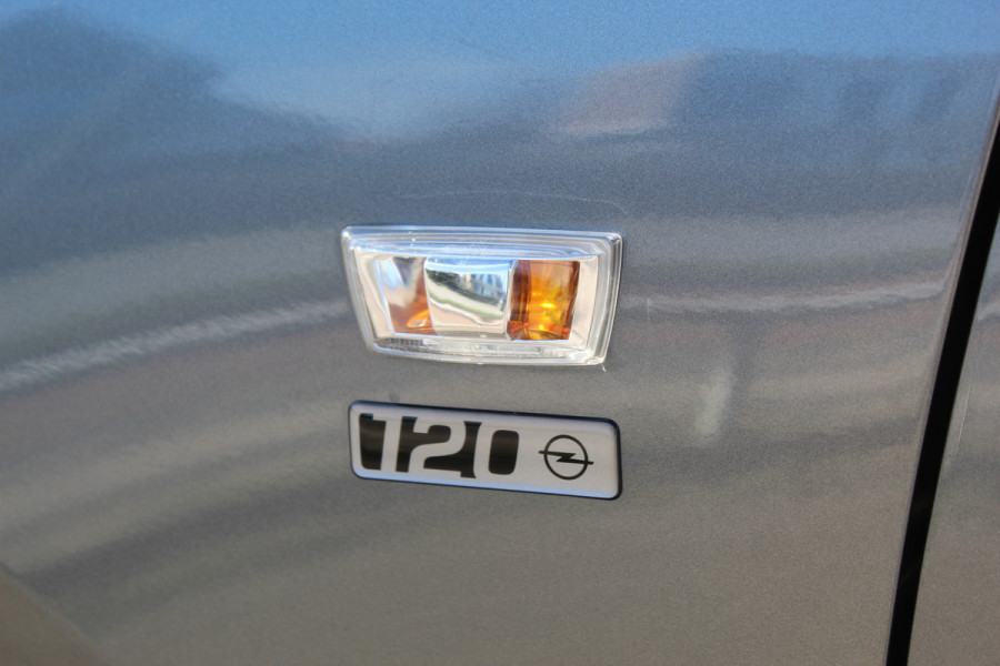 Opel Corsa 1.4 120 Jaar Edition , 5deurs , 90pk Airco , Cruise control , Bluetooth , LED dagrijverlichting Camera