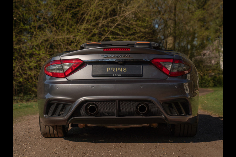 Maserati GranCabrio 4.7 MC | Chique | Harman/Kardon | Veel alcantara!