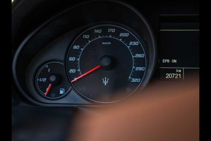 Maserati GranCabrio 4.7 MC | Chique | Harman/Kardon | Veel alcantara!