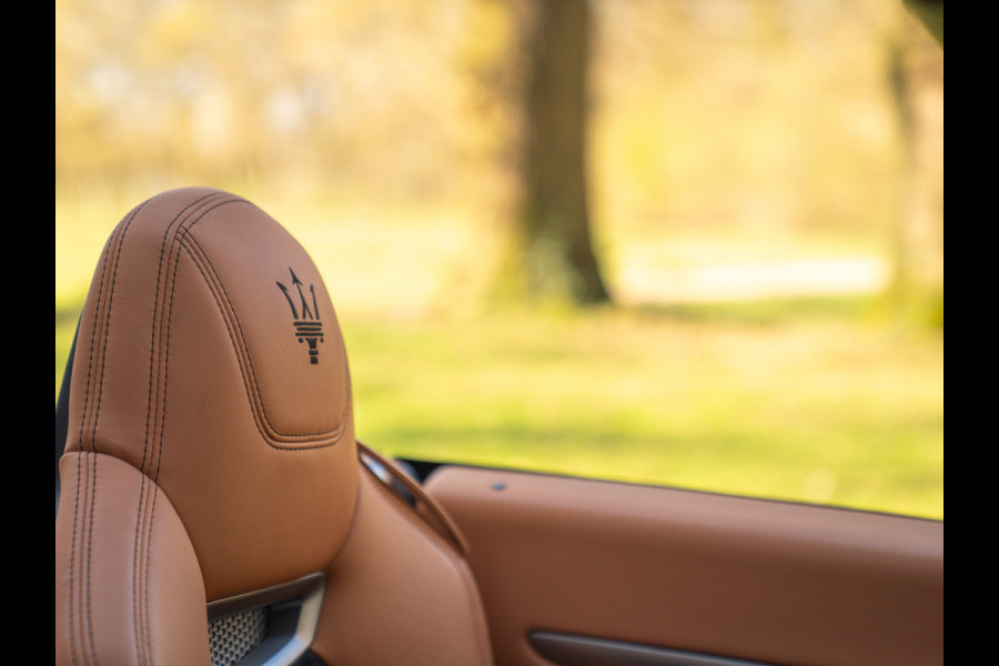 Maserati GranCabrio 4.7 MC | Chique | Harman/Kardon | Veel alcantara!
