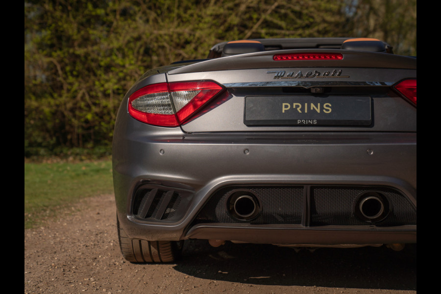 Maserati GranCabrio 4.7 MC | Chique | Harman/Kardon | Veel alcantara!