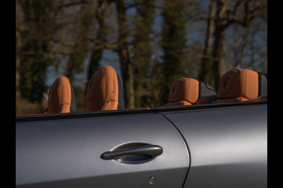 Maserati GranCabrio 4.7 MC | Chique | Harman/Kardon | Veel alcantara!