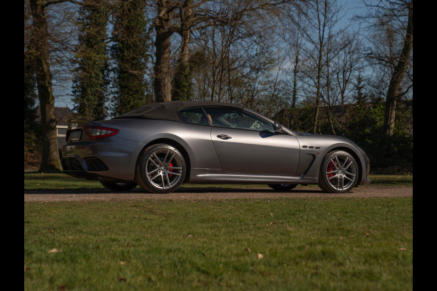 Maserati GranCabrio 4.7 MC | Chique | Harman/Kardon | Veel alcantara!