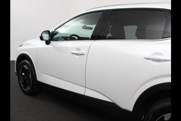 Nissan QASHQAI 1.3 MHEV Xtronic N-Connecta Navigatie Apple Carplay/ Android Auto 360 camera Parkeersensoren Adaptive Cruise Control Blind Spot Assist Stoelverwarming Half leder Climate Control