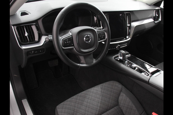 Volvo V60 2.0 T6 Aut. Recharge AWD Inscription 340 PK Panoramadak Airco|ECC LED Light Pack Winter Pack Elekt. Stoelen + Memory Privacy Glass Cruise Control 18" Multispaak PDC VA + Camera