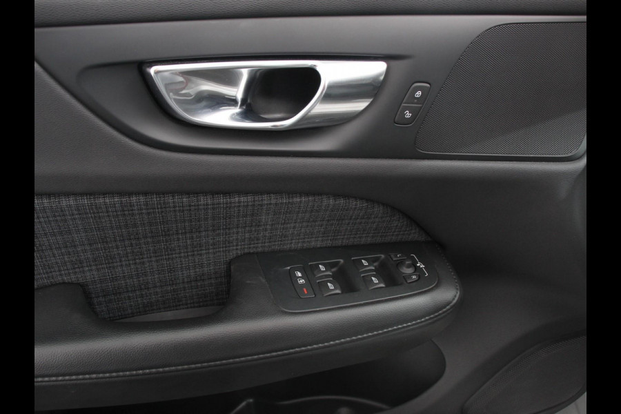 Volvo V60 2.0 T6 Aut. Recharge AWD Inscription 340 PK Panoramadak Airco|ECC LED Light Pack Winter Pack Elekt. Stoelen + Memory Privacy Glass Cruise Control 18" Multispaak PDC VA + Camera