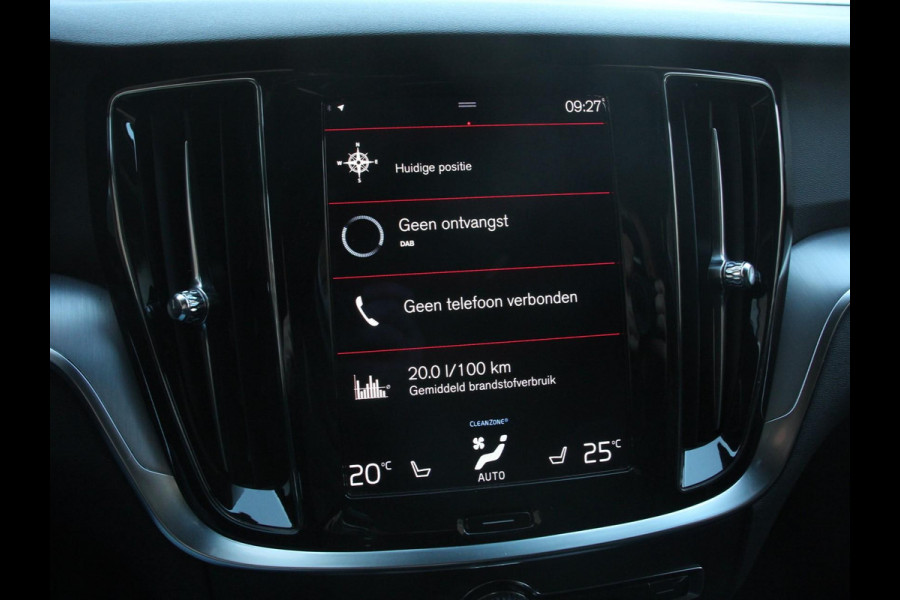 Volvo V60 2.0 T6 Aut. Recharge AWD Inscription 340 PK Panoramadak Airco|ECC LED Light Pack Winter Pack Elekt. Stoelen + Memory Privacy Glass Cruise Control 18" Multispaak PDC VA + Camera