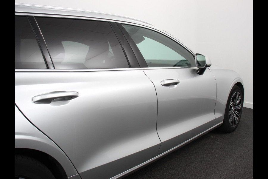 Volvo V60 2.0 T6 Aut. Recharge AWD Inscription 340 PK Panoramadak Airco|ECC LED Light Pack Winter Pack Elekt. Stoelen + Memory Privacy Glass Cruise Control 18" Multispaak PDC VA + Camera