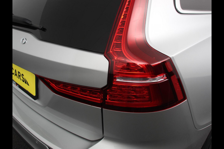 Volvo V60 2.0 T6 Aut. Recharge AWD Inscription 340 PK Panoramadak Airco|ECC LED Light Pack Winter Pack Elekt. Stoelen + Memory Privacy Glass Cruise Control 18" Multispaak PDC VA + Camera