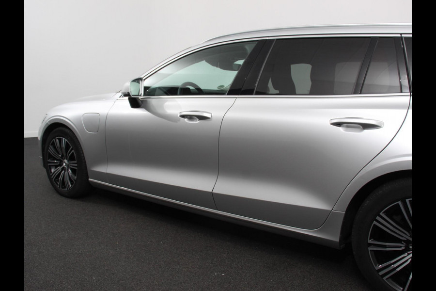 Volvo V60 2.0 T6 Aut. Recharge AWD Inscription 340 PK Panoramadak Airco|ECC LED Light Pack Winter Pack Elekt. Stoelen + Memory Privacy Glass Cruise Control 18" Multispaak PDC VA + Camera