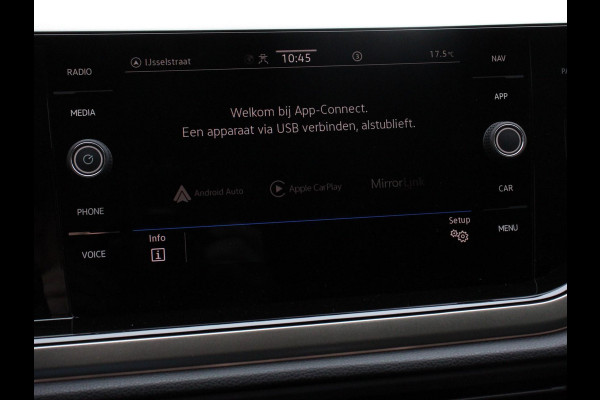 Volkswagen Polo 1.0 TSI Move Navigatie App Connect / Android Auto / Apple Carplay Climate Control Parkeer sensoren Lichtmetalen Velgen Dab Digitale Cockpit