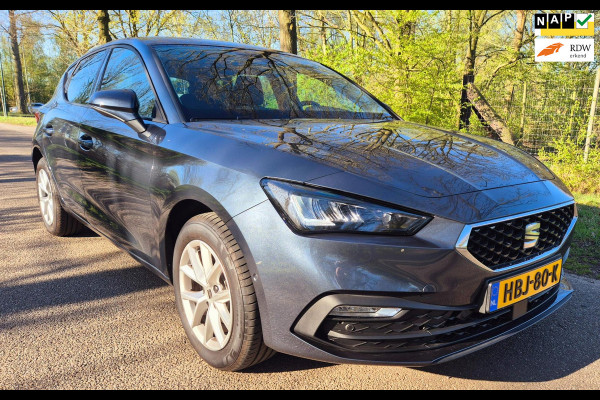 Seat Leon 1.5 TSI 130 pk Business Intense / digi dashboard