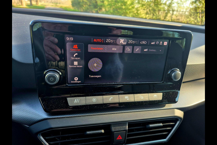 Seat Leon 1.5 TSI 130 pk Business Intense / digi dashboard