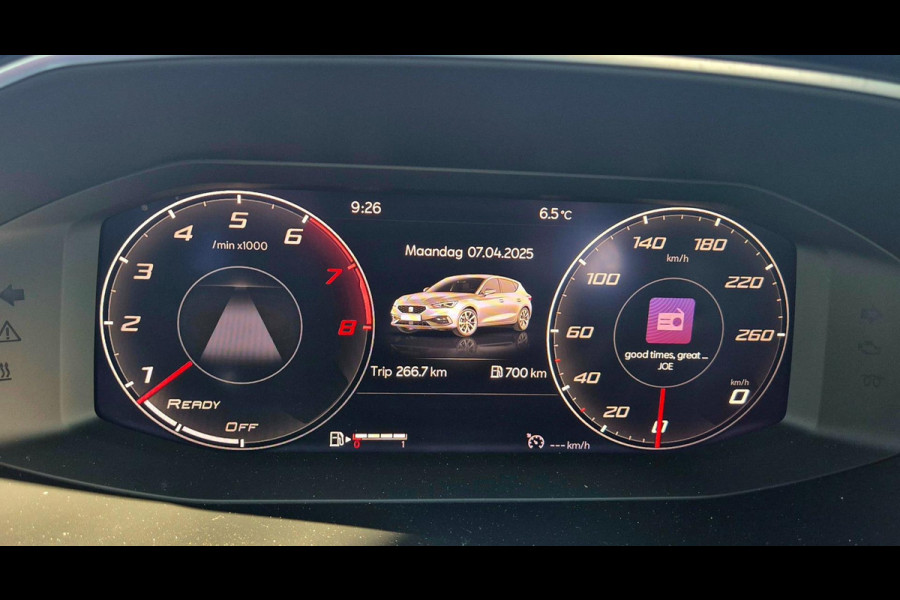 Seat Leon 1.5 TSI 130 pk Business Intense / digi dashboard