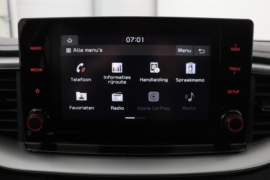 Kia Ceed 1.4 T-GDi DynamicLine | Stoel & stuurverwarming | Camera | Carplay | Navigatie | Climate control | PDC | Cruise control