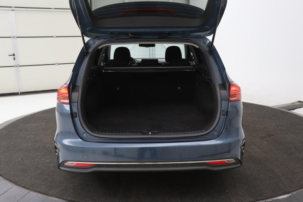 Kia Ceed 1.4 T-GDi DynamicLine | Stoel & stuurverwarming | Camera | Carplay | Navigatie | Climate control | PDC | Cruise control