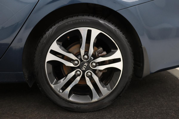 Kia Ceed 1.4 T-GDi DynamicLine | Stoel & stuurverwarming | Camera | Carplay | Navigatie | Climate control | PDC | Cruise control