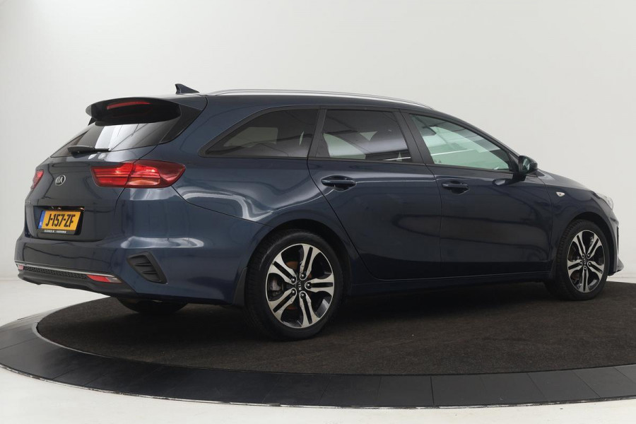 Kia Ceed 1.4 T-GDi DynamicLine | Stoel & stuurverwarming | Camera | Carplay | Navigatie | Climate control | PDC | Cruise control