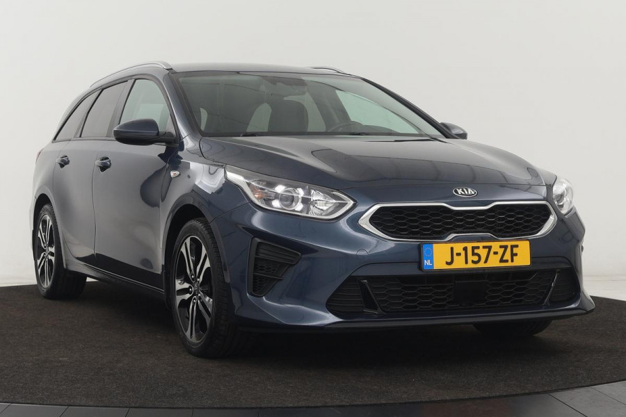 Kia Ceed 1.4 T-GDi DynamicLine | Stoel & stuurverwarming | Camera | Carplay | Navigatie | Climate control | PDC | Cruise control