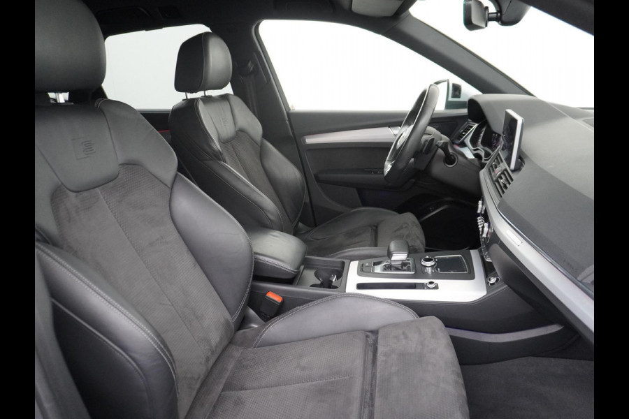 Audi Q5 55 TFSI e quattro Competition S-LINE IN/EXTERTIEUR | CAMERA | RIJKLAARPRIJS INCL. 12 MND. BOVAGGARANTIE