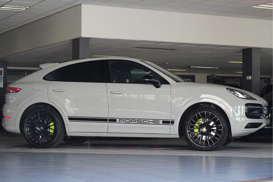 Porsche Cayenne Coupé 3.0 E-Hybrid Platinum Edition Orig NL | Sport Chrono | Pano | Sport Design | Sport Uitlaat