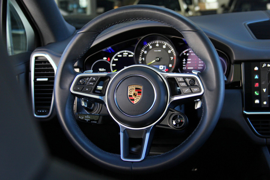 Porsche Cayenne Coupé 3.0 E-Hybrid Platinum Edition Orig NL | Sport Chrono | Pano | Sport Design | Sport Uitlaat