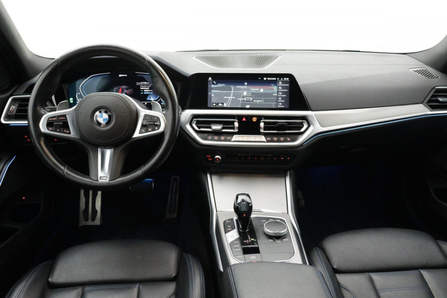BMW 3-serie 330e eDrive M-Sport (NL-auto, 2e Eig, Dealer OnderH, Carplay, Camera, StoelV, Addpt Cruise, Leder, Etc)