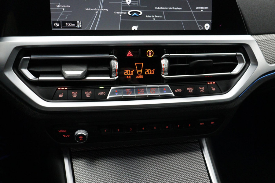 BMW 3-serie 330e eDrive M-Sport (NL-auto, 2e Eig, Dealer OnderH, Carplay, Camera, StoelV, Addpt Cruise, Leder, Etc)