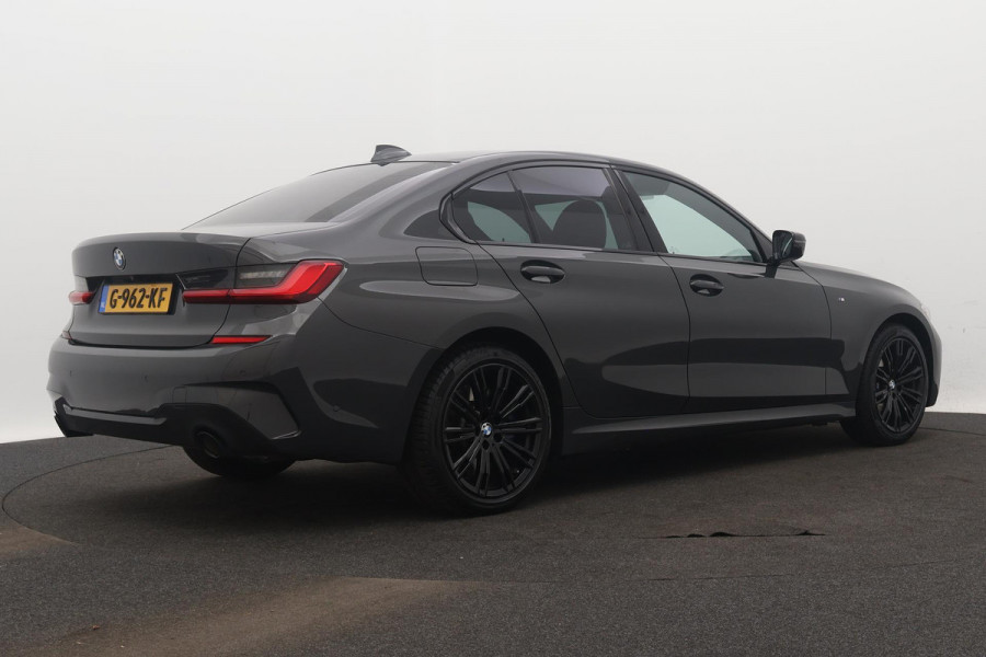 BMW 3-serie 330e eDrive M-Sport (NL-auto, 2e Eig, Dealer OnderH, Carplay, Camera, StoelV, Addpt Cruise, Leder, Etc)