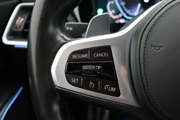 BMW 3-serie 330e eDrive M-Sport (NL-auto, 2e Eig, Dealer OnderH, Carplay, Camera, StoelV, Addpt Cruise, Leder, Etc)