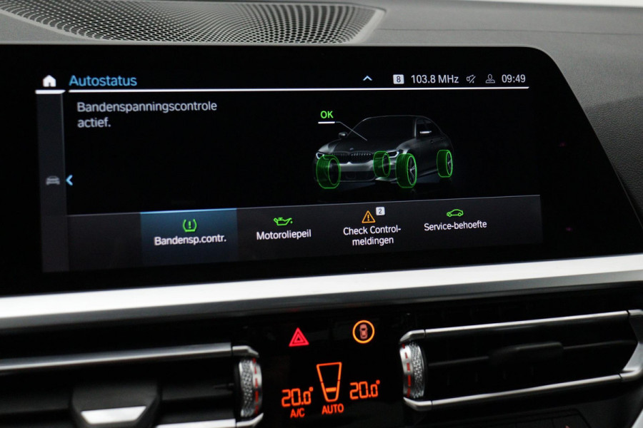 BMW 3-serie 330e eDrive M-Sport (NL-auto, 2e Eig, Dealer OnderH, Carplay, Camera, StoelV, Addpt Cruise, Leder, Etc)