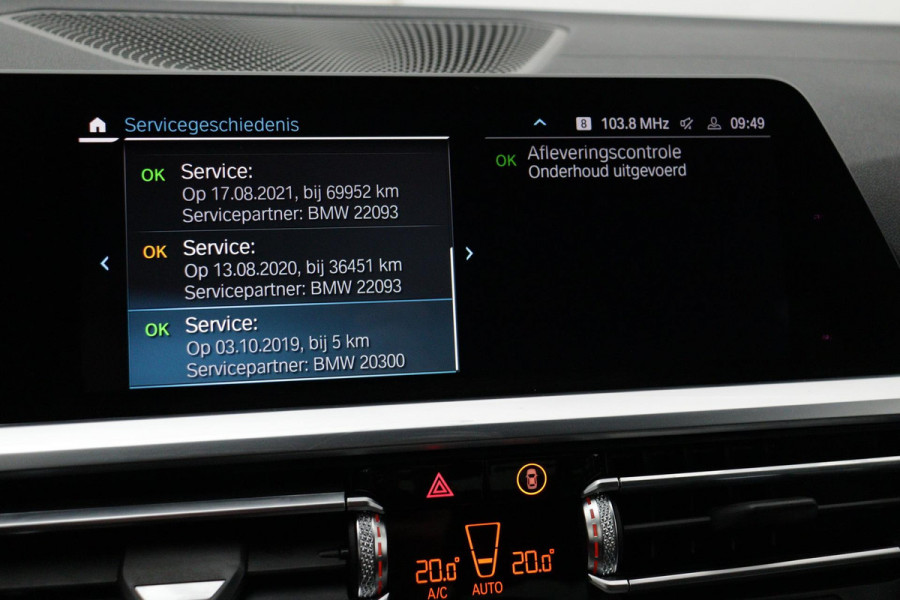 BMW 3-serie 330e eDrive M-Sport (NL-auto, 2e Eig, Dealer OnderH, Carplay, Camera, StoelV, Addpt Cruise, Leder, Etc)