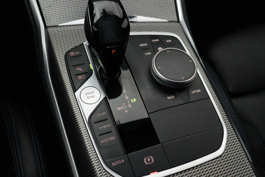 BMW 3-serie 330e eDrive M-Sport (NL-auto, 2e Eig, Dealer OnderH, Carplay, Camera, StoelV, Addpt Cruise, Leder, Etc)