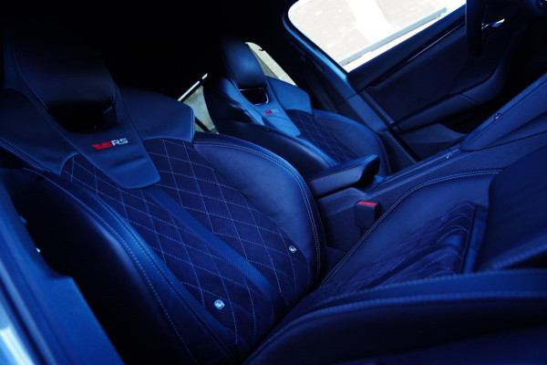 Škoda Octavia 2.0 TDI RS | Nardo | Massage stoelen | RS-zetels | Virtual cockpit | Alcantara | Facelift | Stoelverwarming V+A |