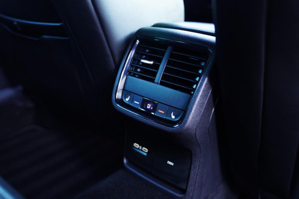 Škoda Octavia 2.0 TDI RS | Nardo | Massage stoelen | RS-zetels | Virtual cockpit | Alcantara | Facelift | Stoelverwarming V+A |