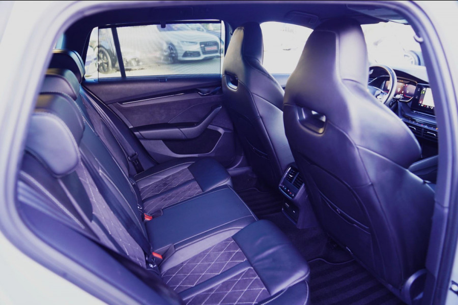 Škoda Octavia 2.0 TDI RS | Nardo | Massage stoelen | RS-zetels | Virtual cockpit | Alcantara | Facelift | Stoelverwarming V+A |