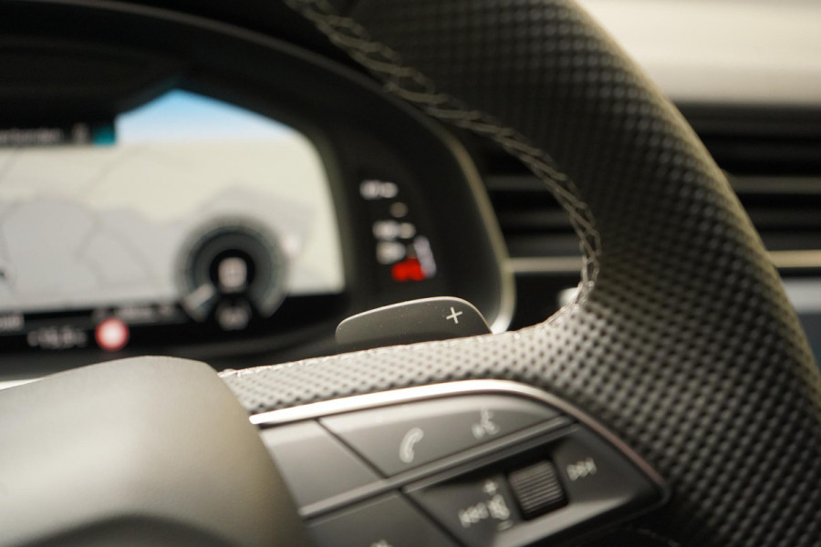 Audi Q8 60 TFSI e quattro Pro Line S Competition | B&O | Massagestoelen | Laser LED | Panoramadak | Trekhaak | Luchtvering