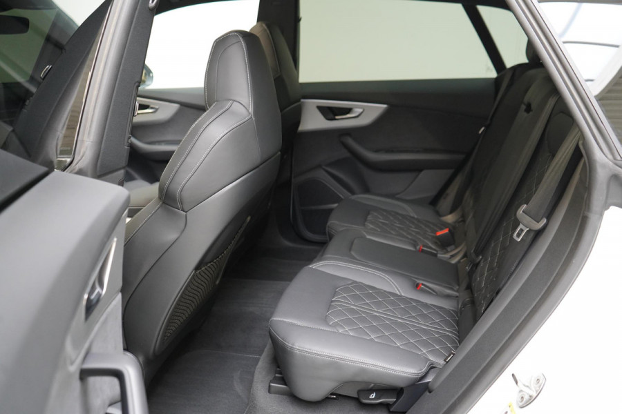 Audi Q8 60 TFSI e quattro Pro Line S Competition | B&O | Massagestoelen | Laser LED | Panoramadak | Trekhaak | Luchtvering