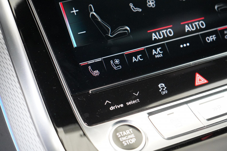 Audi Q8 60 TFSI e quattro Pro Line S Competition | B&O | Massagestoelen | Laser LED | Panoramadak | Trekhaak | Luchtvering