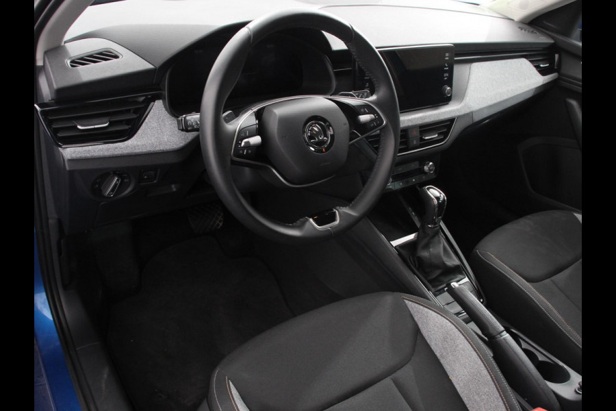 Škoda Kamiq 1.0 TSI 115pk Automaat Business Edition | Navigatie | Android Auto / Apple Carplay | Climate Control | Camera | Parkeer sensoren | Lichtmetalen Velgen | Dab | Digitale Cockpit | Keyless | Led | Cruise Control