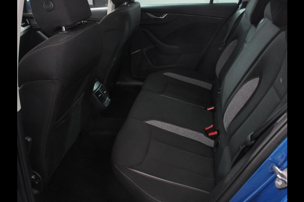 Škoda Kamiq 1.0 TSI 115pk Automaat Business Edition | Navigatie | Android Auto / Apple Carplay | Climate Control | Camera | Parkeer sensoren | Lichtmetalen Velgen | Dab | Digitale Cockpit | Keyless | Led | Cruise Control