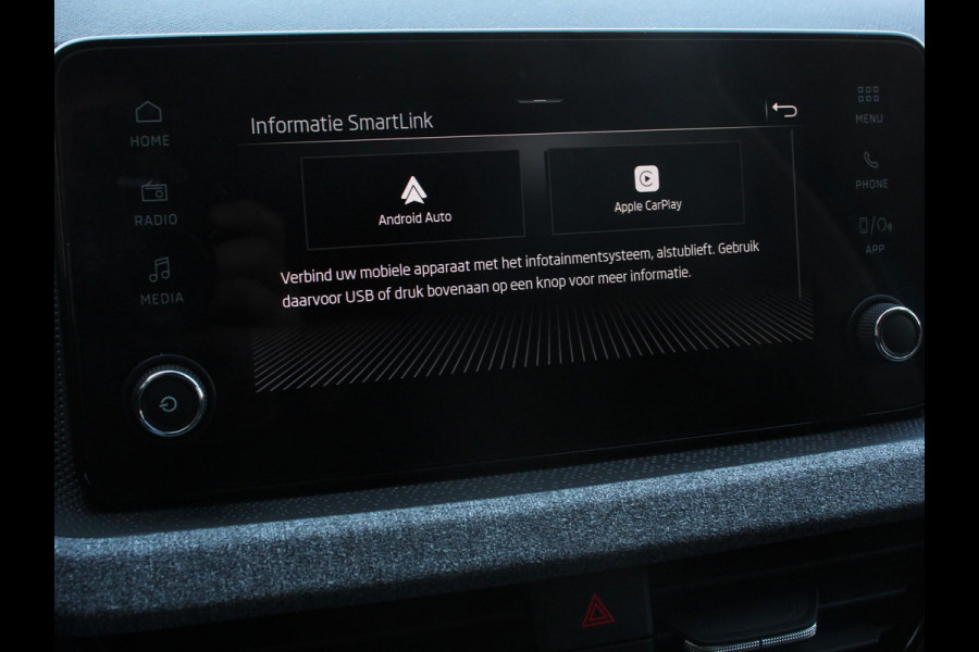 Škoda Kamiq 1.0 TSI 115pk Automaat Business Edition | Navigatie | Android Auto / Apple Carplay | Climate Control | Camera | Parkeer sensoren | Lichtmetalen Velgen | Dab | Digitale Cockpit | Keyless | Led | Cruise Control