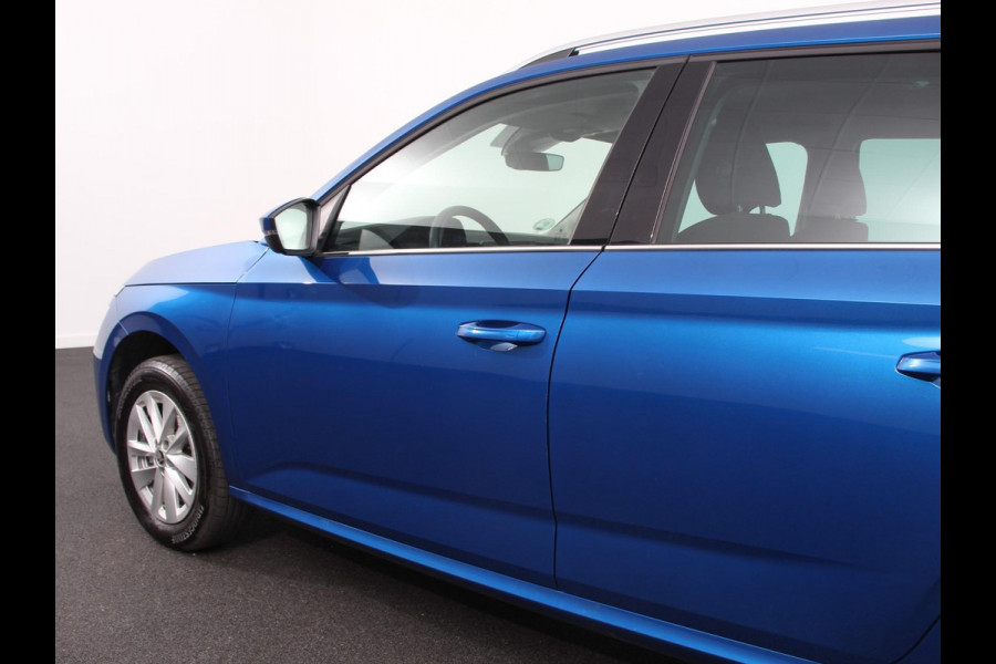 Škoda Kamiq 1.0 TSI 115pk Automaat Business Edition | Navigatie | Android Auto / Apple Carplay | Climate Control | Camera | Parkeer sensoren | Lichtmetalen Velgen | Dab | Digitale Cockpit | Keyless | Led | Cruise Control