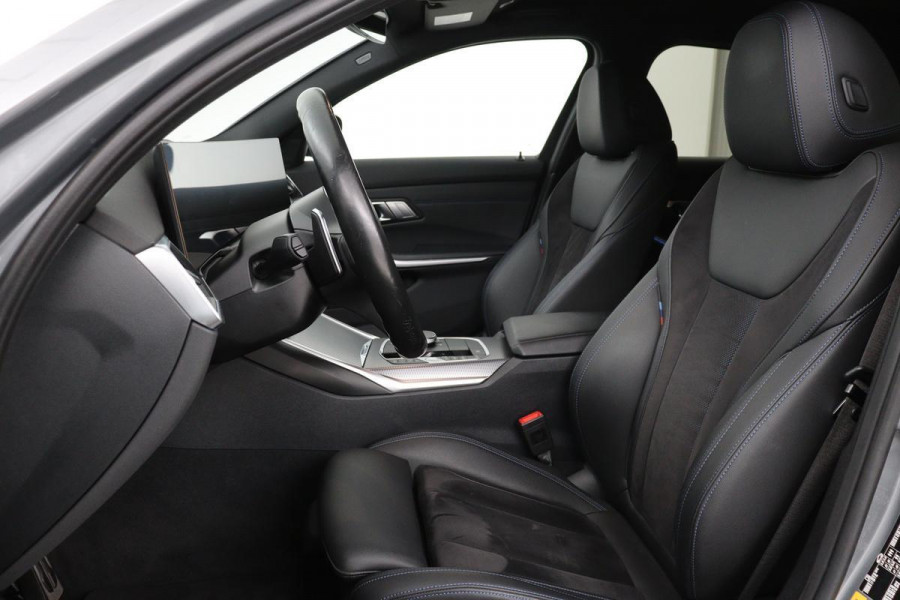 BMW 3-serie 320e M Sport | Head-Up | Stoel & stuurverwarming | Adaptive cruise | Sportstoelen | Adaptief LED | Sfeerverlichting | Camera | Carplay | Leder/Alcantara